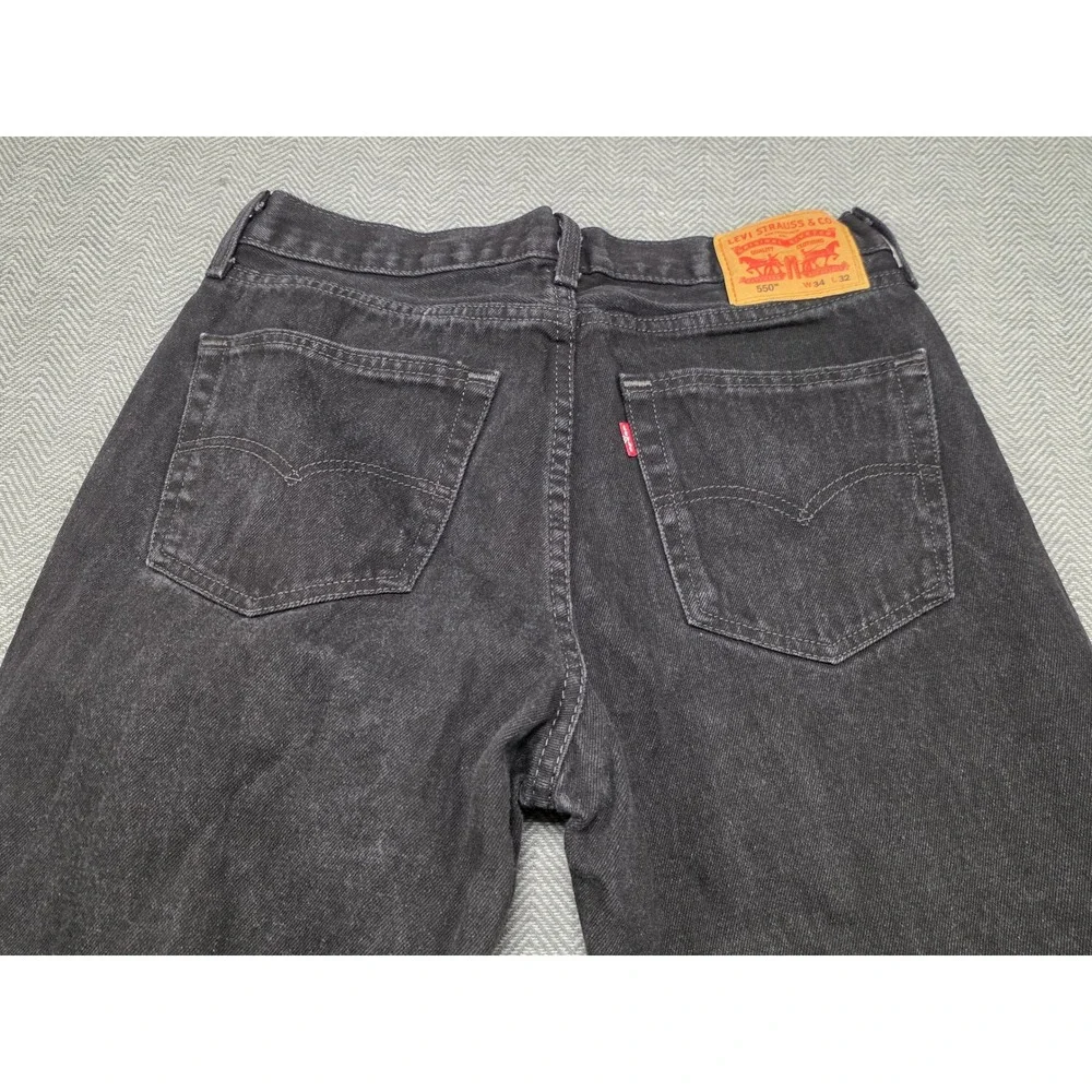 Levis 550 Relaxed‎ Fit Black Jeans Mens 34x32 Tapered Leg Denim 00550-0260
